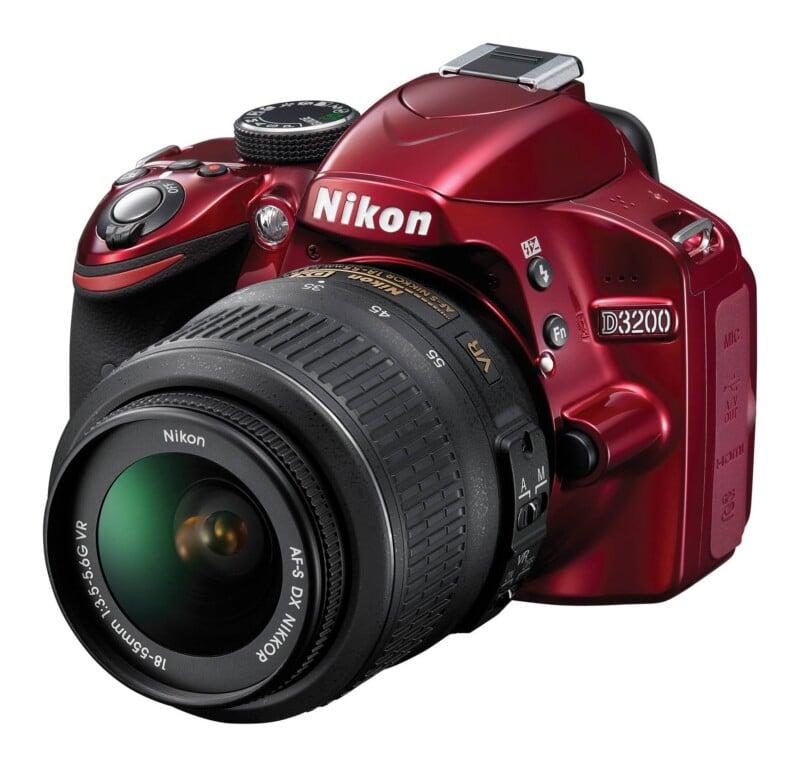 D3200