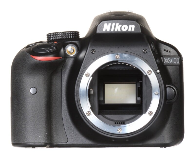 D3400