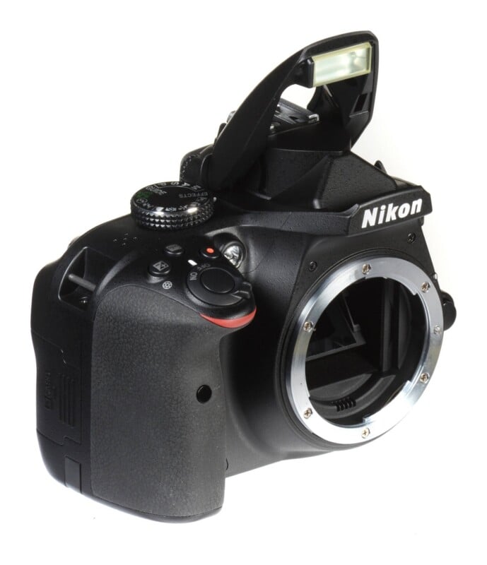 D3400