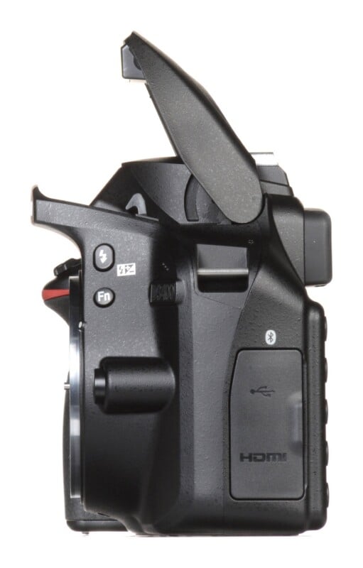 D3400