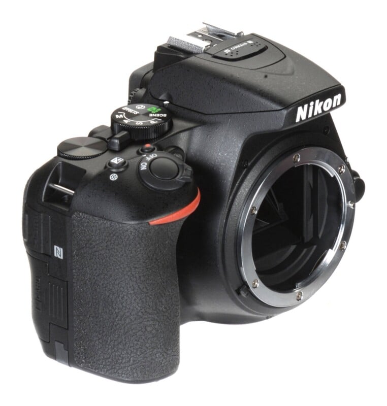D5600
