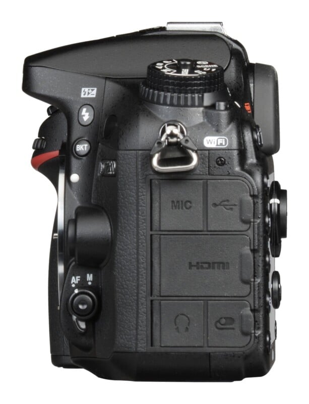 D7200