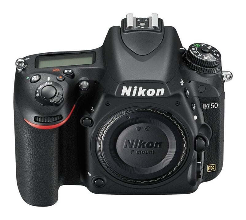 D750