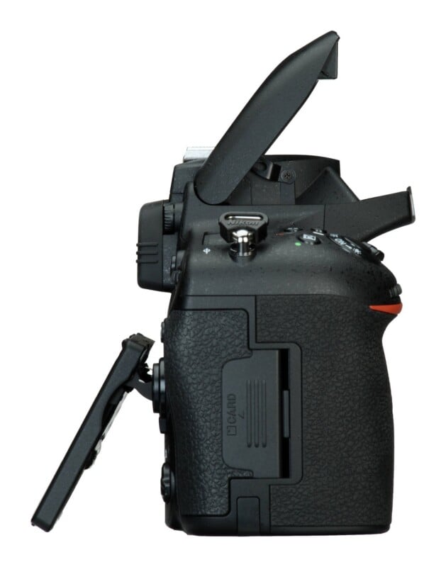 D750