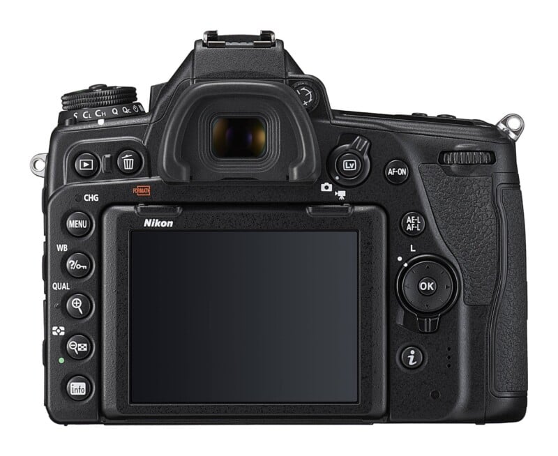 D780