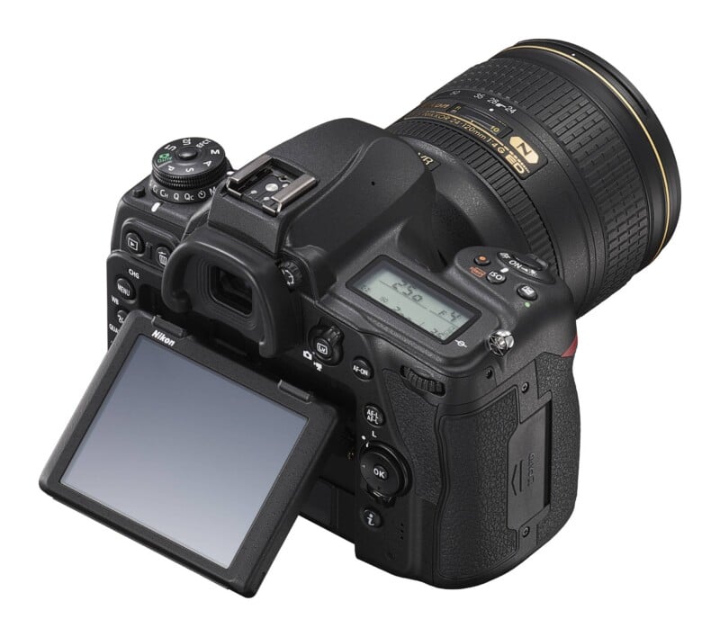 D780