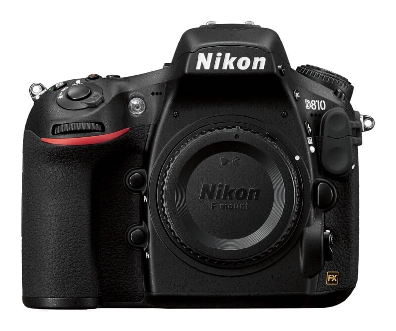 D810