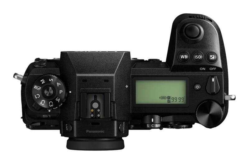 Lumix DC-S1