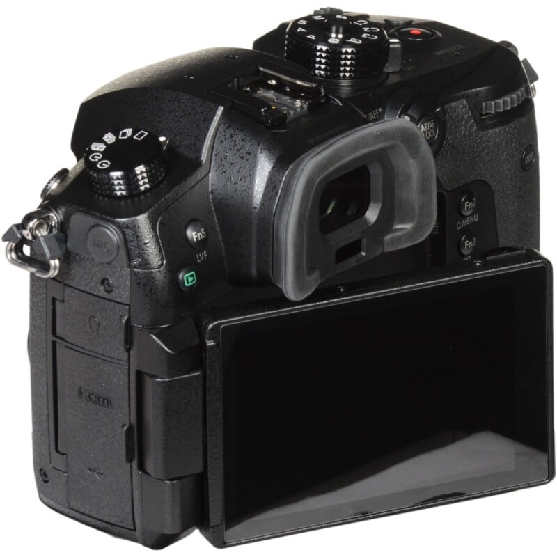Lumix GH5
