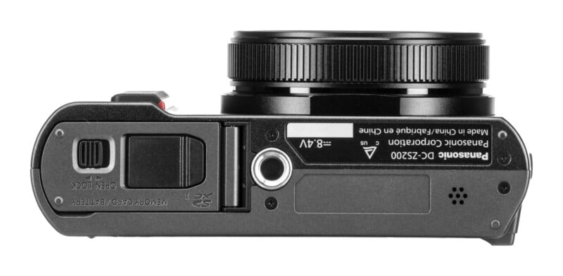 Lumix ZS200 (TZ200)