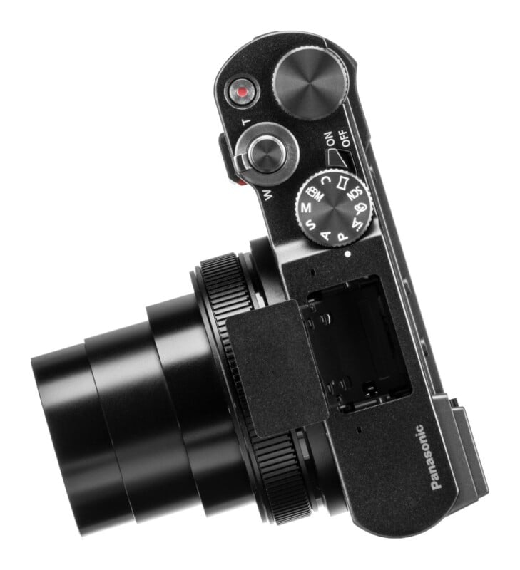 Lumix ZS200 (TZ200)