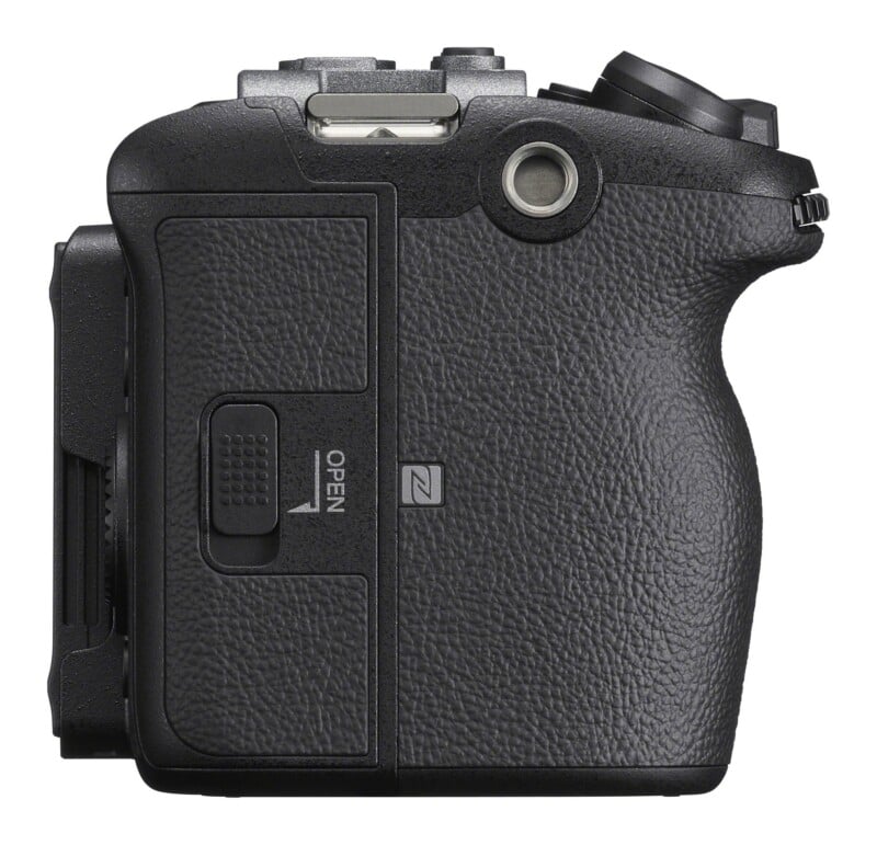 Alpha NEX-F3