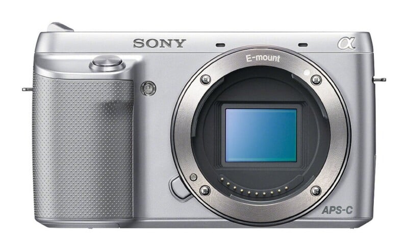 Alpha NEX-F3