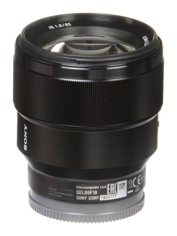 FE 85mm f/1.8