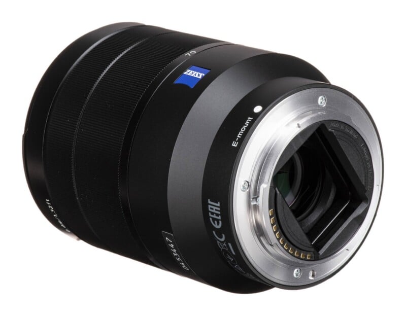 Vario-Tessar T* FE 24-70mm f/4 ZA OSS