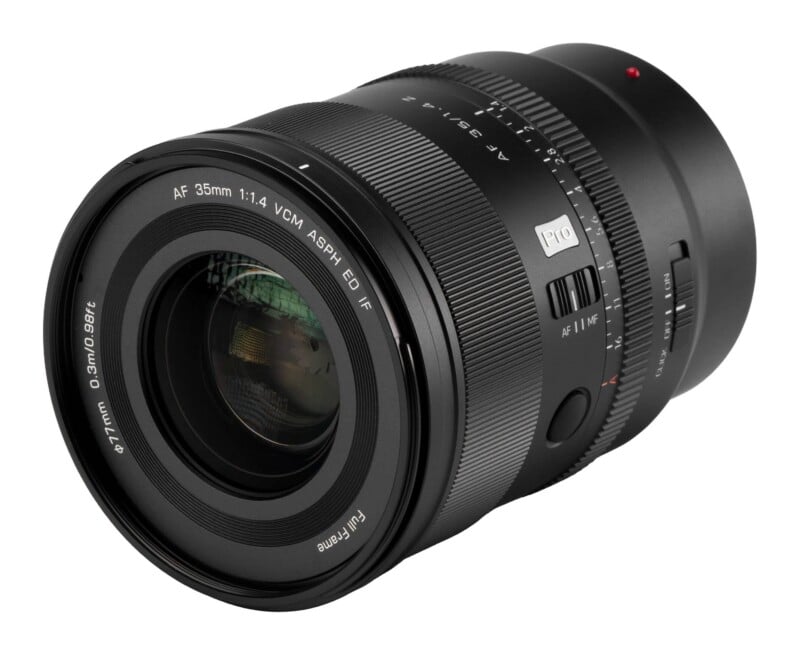 AF 35mm f/1.4 Pro